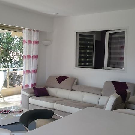 Apartamento Roc Et Galets Saint-Laurent-du-Var Exterior foto